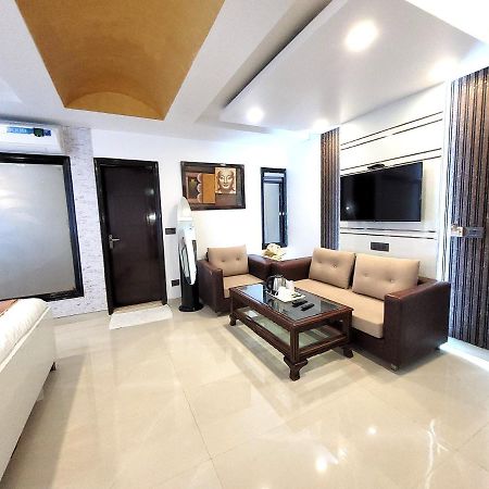 Hotel The Daanish Residency - Karol Bagh Ню Делхи Екстериор снимка