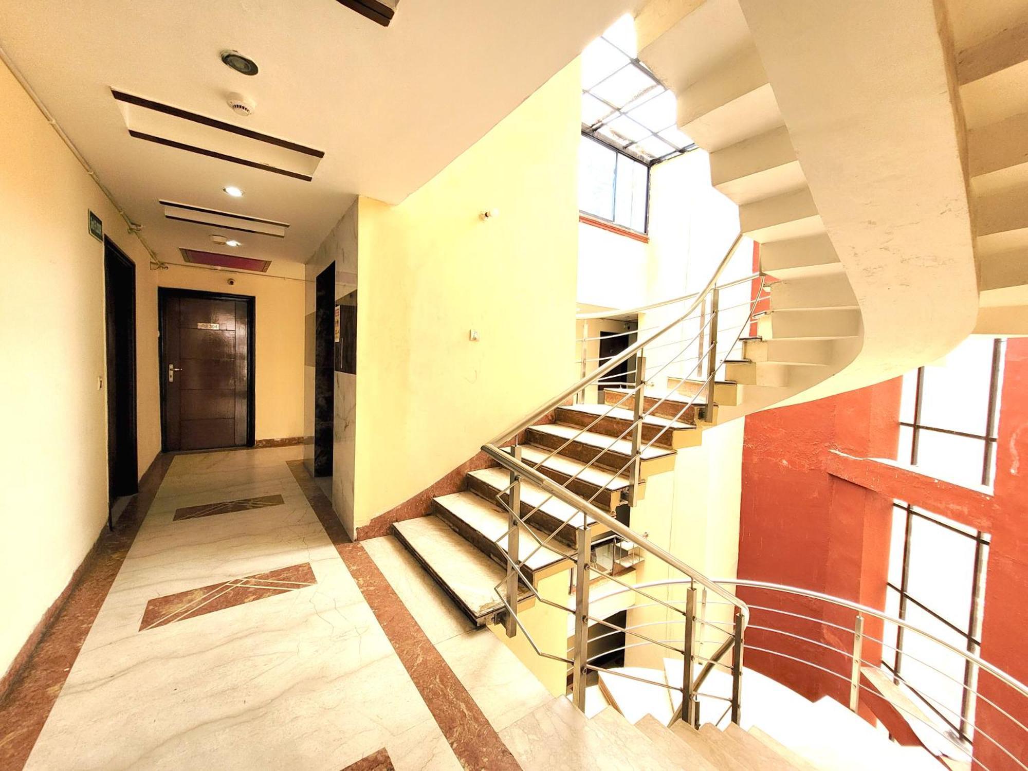 Hotel The Daanish Residency - Karol Bagh Ню Делхи Екстериор снимка