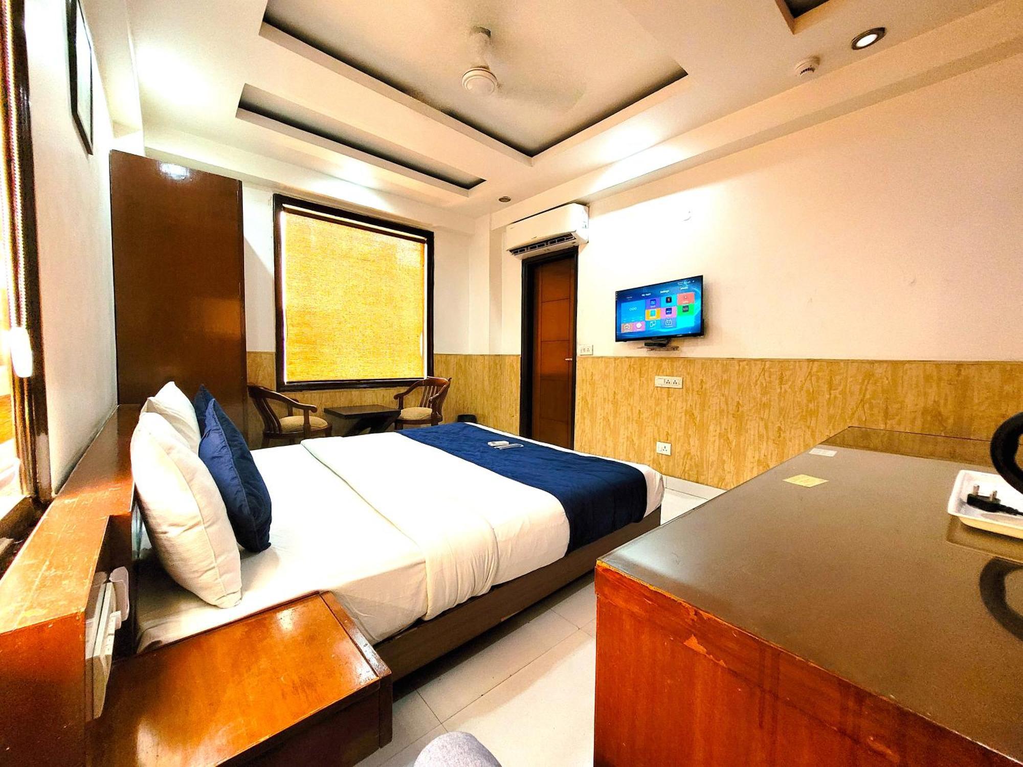 Hotel The Daanish Residency - Karol Bagh Ню Делхи Екстериор снимка