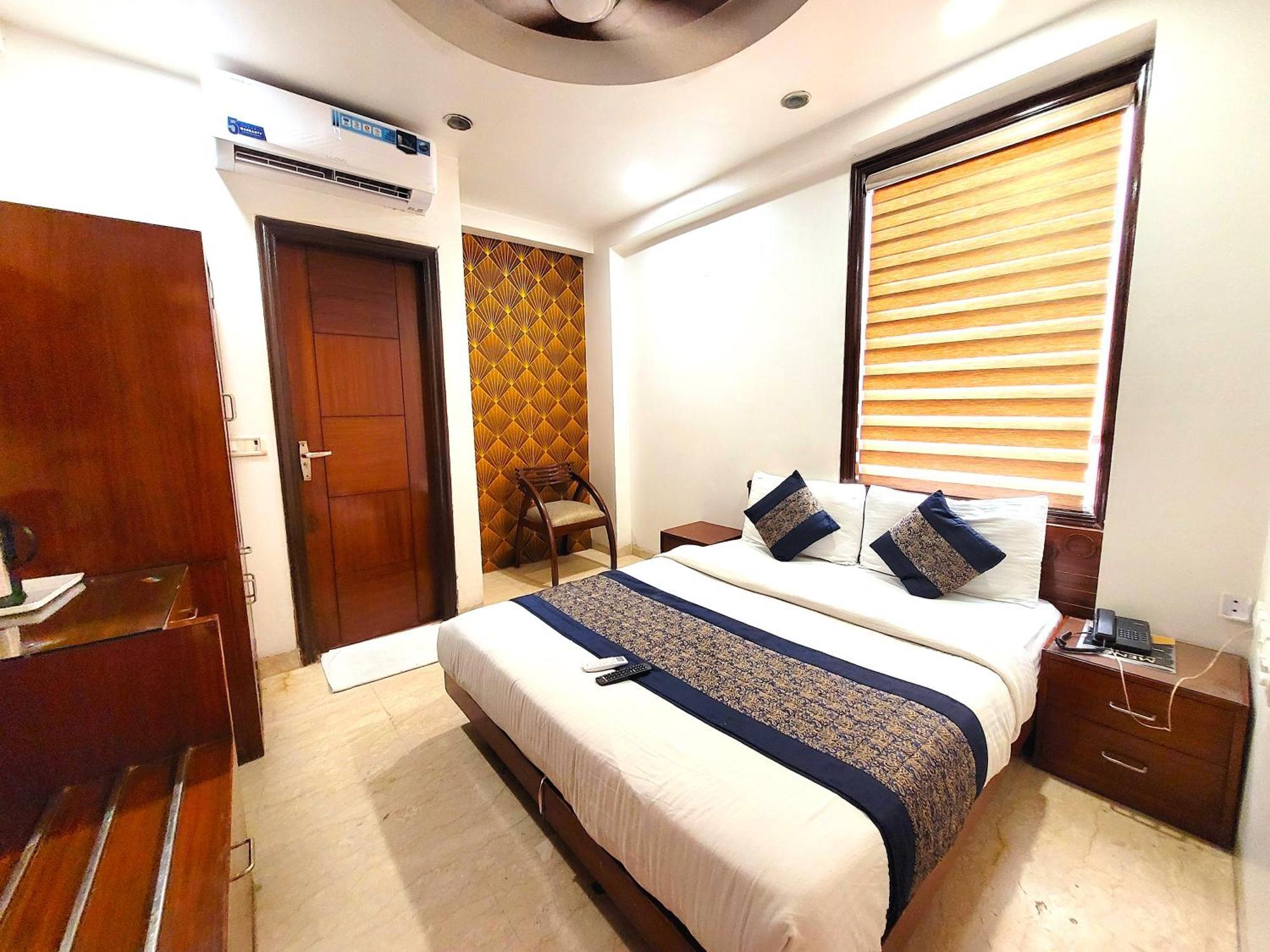 Hotel The Daanish Residency - Karol Bagh Ню Делхи Екстериор снимка