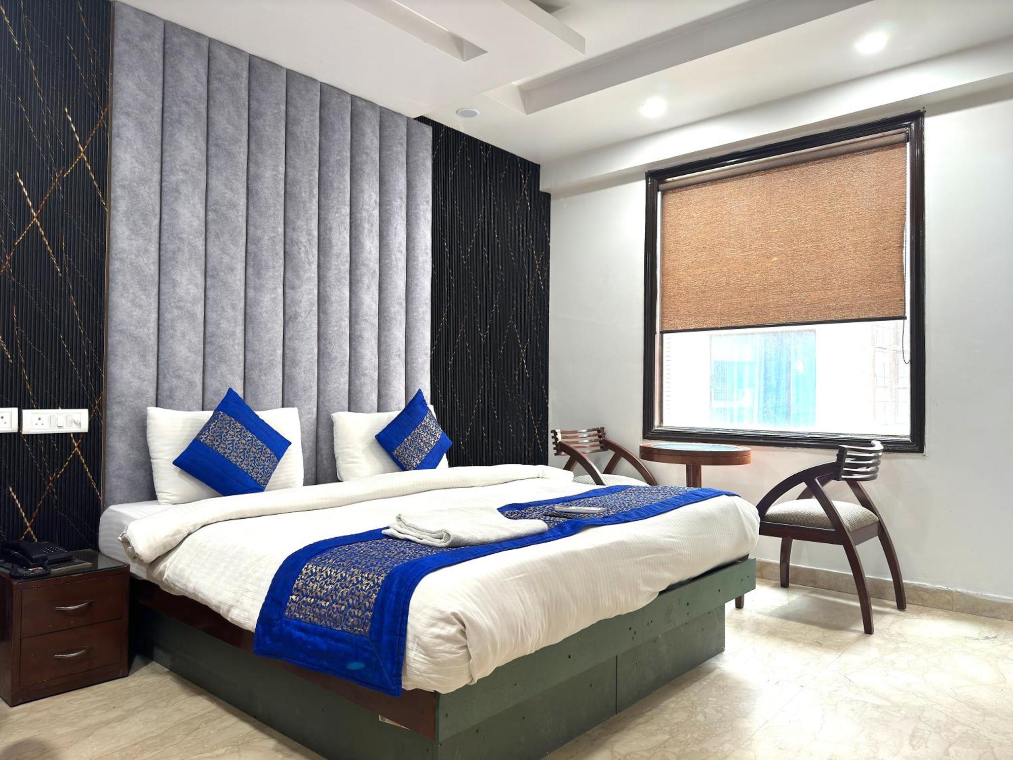 Hotel The Daanish Residency - Karol Bagh Ню Делхи Екстериор снимка