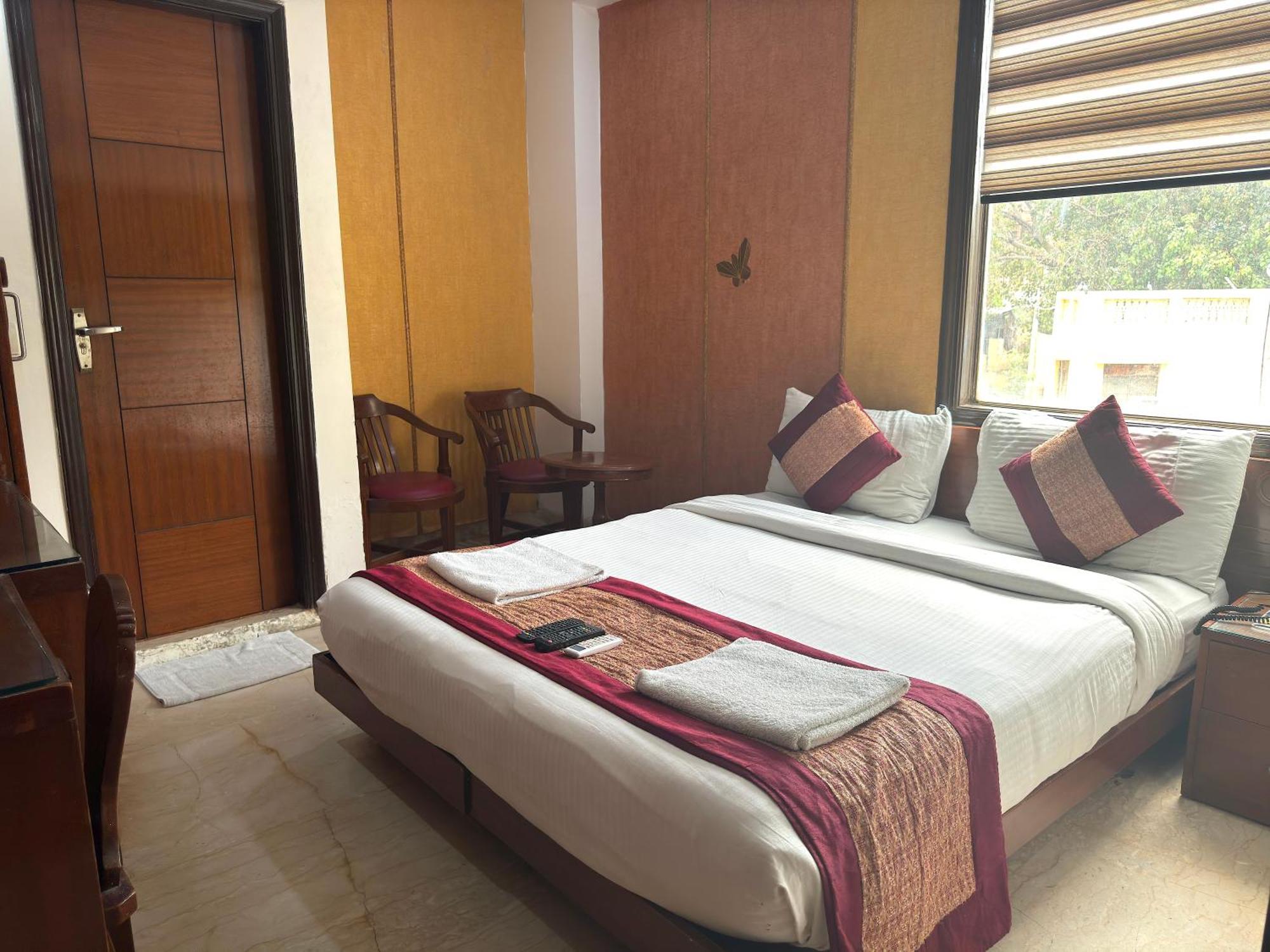 Hotel The Daanish Residency - Karol Bagh Ню Делхи Екстериор снимка